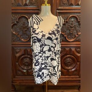 NWT CAbi 5731 Shoulder Tie Top Bubble Flowers Black White Floral Stripe Tank